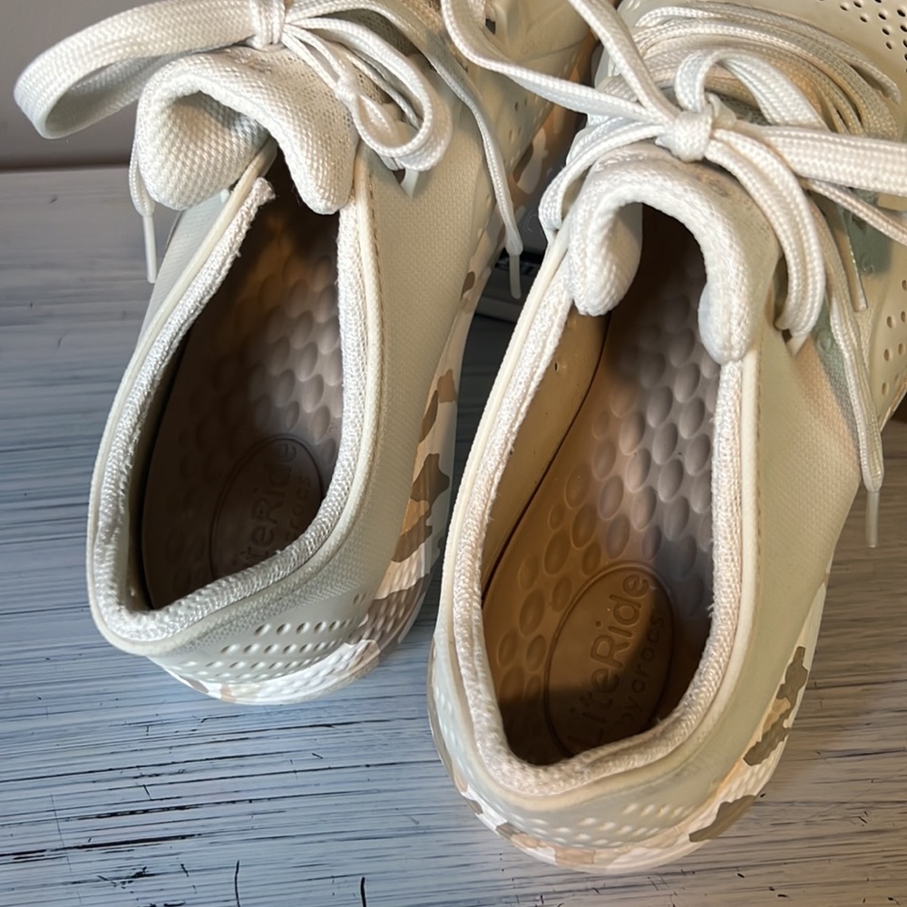 Crocs Literide Sneakers - Picture 5 of 6